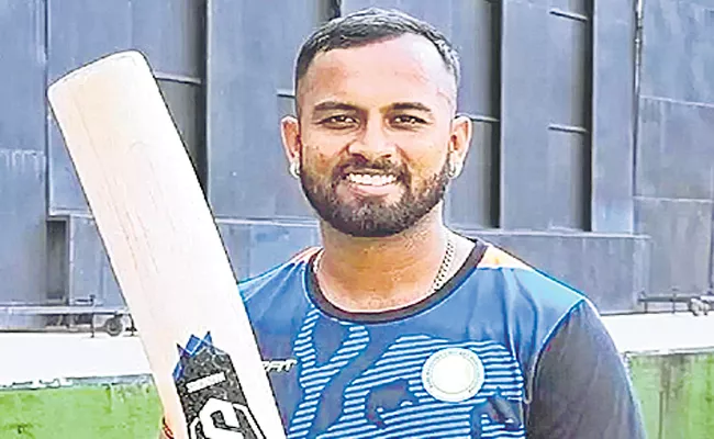 Vijay Hazare Trophy: Samarth Vyas double ton guides Saurashtra to 282-run win - Sakshi