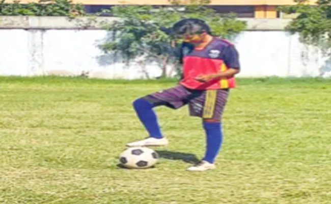 Teen Football Player Dies Due To Medical Negligence In Chennai - Sakshi