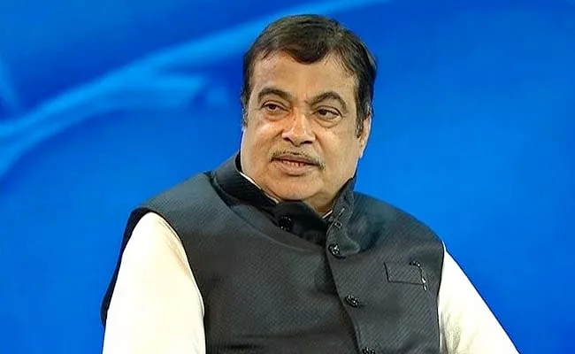 Union Minister Nitin Gadkari falls SICK On Stage In Siliguri - Sakshi