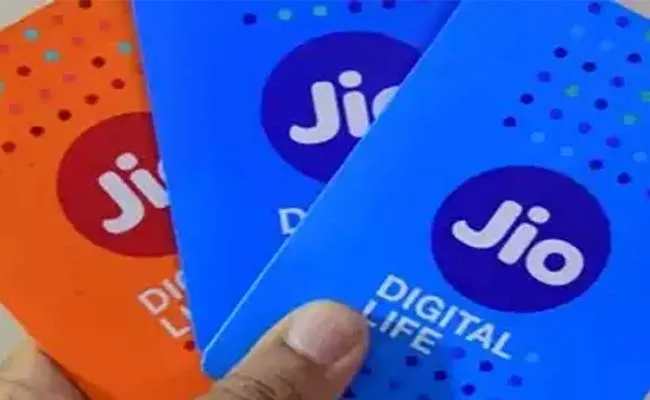 Reliance Jio beats 4G upload and download speed details here - Sakshi