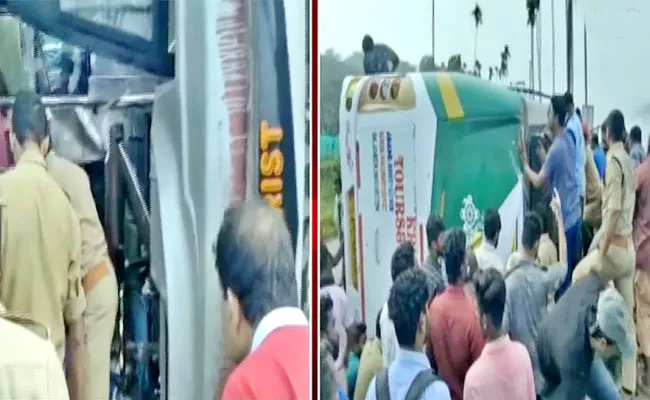 Ayyappa Pilgrims from Andhra injured after bus overturns Kerala - Sakshi