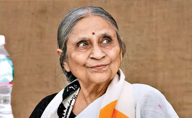 Padma Bhushan SEWA Ela Bhatt Passed Away - Sakshi