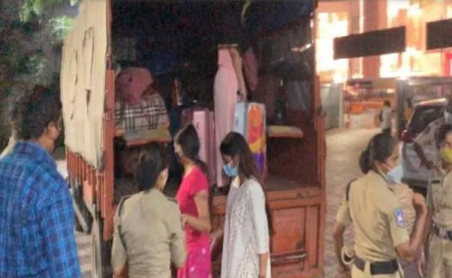 Police Raids On Prostitution Conducting On Hotel At Gachibowli - Sakshi