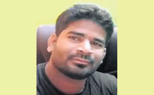 Karnataka: Man Assassinated By Friends Over Finance Issue - Sakshi