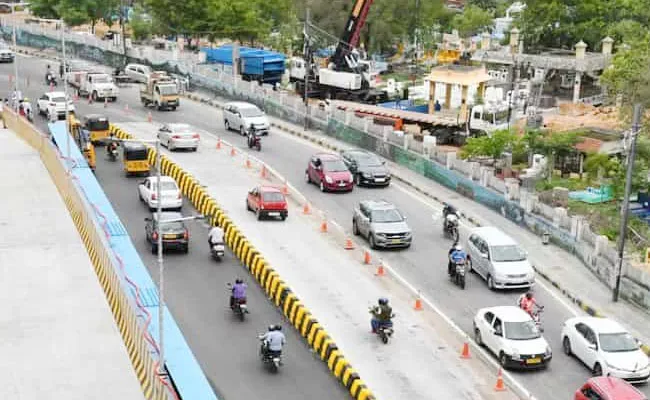 Hyderabad: Signal Free Traffic System in Panjagutta, Shamshabad Route - Sakshi