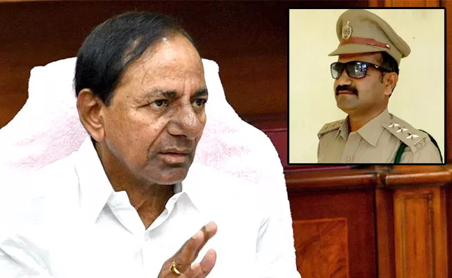 Telangana CM KCR Angry Reaction on Death of FRO Srinivasa Rao - Sakshi