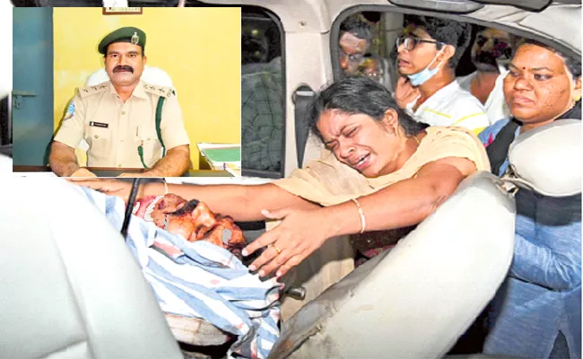 Forest Range Officer Killed In Guthikoya Tribal Attack In Kothagudem - Sakshi