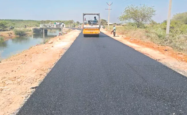 Plan for second phase of road rehabilitation in Andhra Pradesh - Sakshi