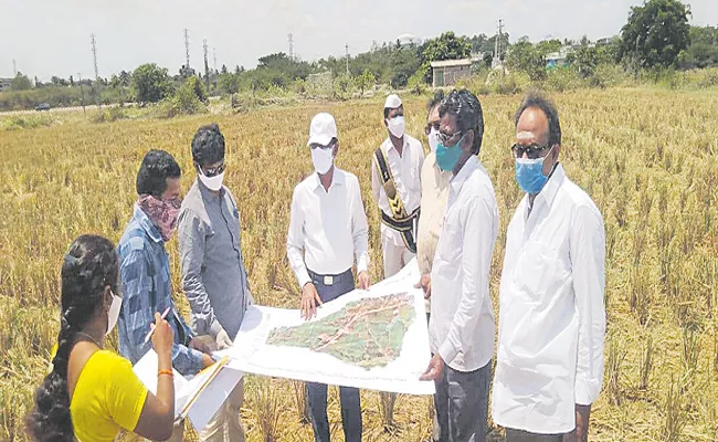 More security for right of farmers with Lands Resurvey Andhra Pradesh - Sakshi