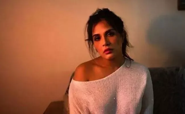 Richa Chadha Controversial Tweet Over Soldiers Galwan Valley - Sakshi