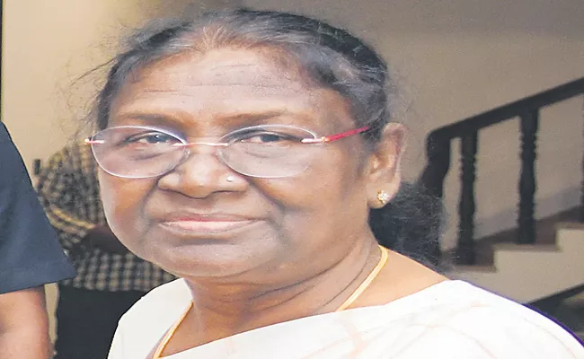 President Draupadi Murmu to Vijayawada on 5th December - Sakshi