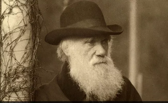 New York Auction Charles Darwin Signed Document Fetch Rs 9 Crore - Sakshi