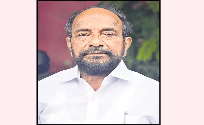 MP R Krishnaiah Demand Telangana Govt To Increase BCs Budget - Sakshi