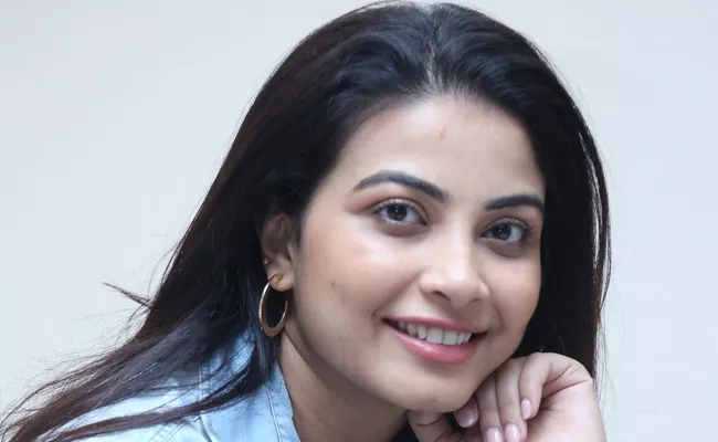 Kavya Shetty Talk About Gurthunda Seethakalam Movie - Sakshi