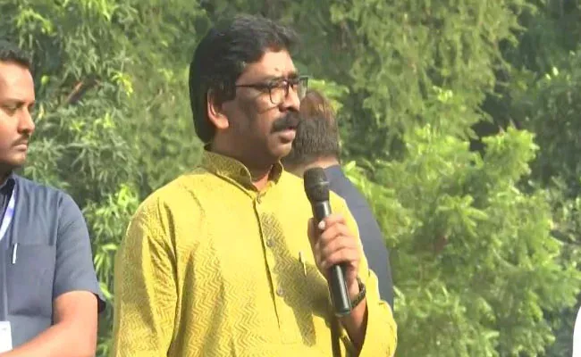 Jharkhand CM Hemant Soren After ED Summons - Sakshi