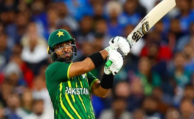 PAK VS SA: Iftikhar Ahmed Hits Biggest Six Of T20 World Cup 2022 - Sakshi