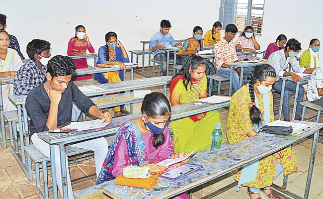 Six Papers In 10th Class Telangana Education Department Orders - Sakshi