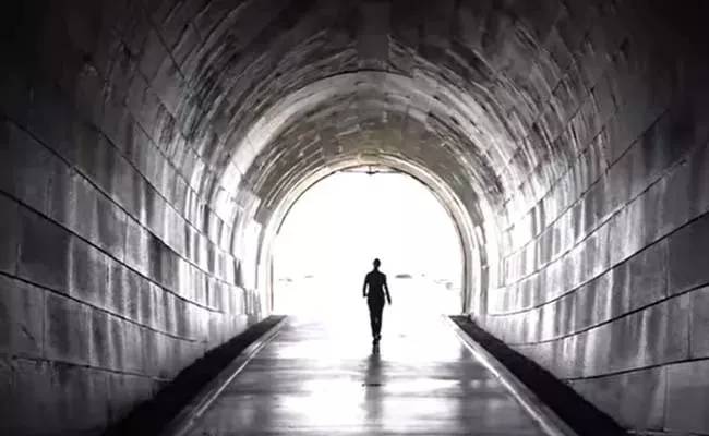 100 Year Old Tunnel Below Niagara Falls Just Opened To Visitors - Sakshi