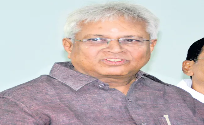 Former MP Undavalli Arun Kumar About Ramoji Rao - Sakshi