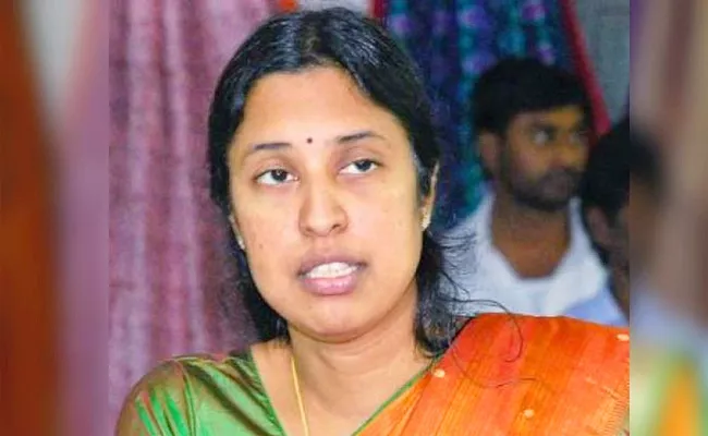 Cleancheat For IAS Srilakshmi In Obulapuram Mining Case - Sakshi