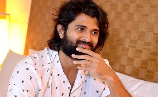 Tollywood Young Hero Vijay Devarakonda In Brahmastra Movie Part 2 - Sakshi