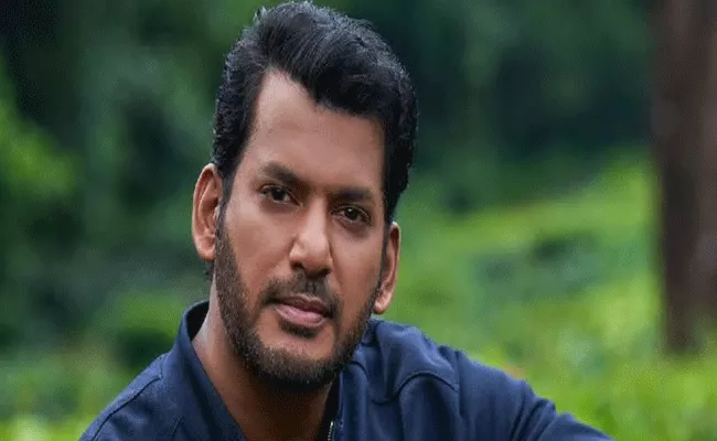 Tamil Famous Actor Vishal Open About His Love Marriage - Sakshi