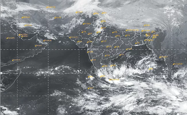 Rain Forecast For Andhra Pradesh On 11th and 12th November - Sakshi