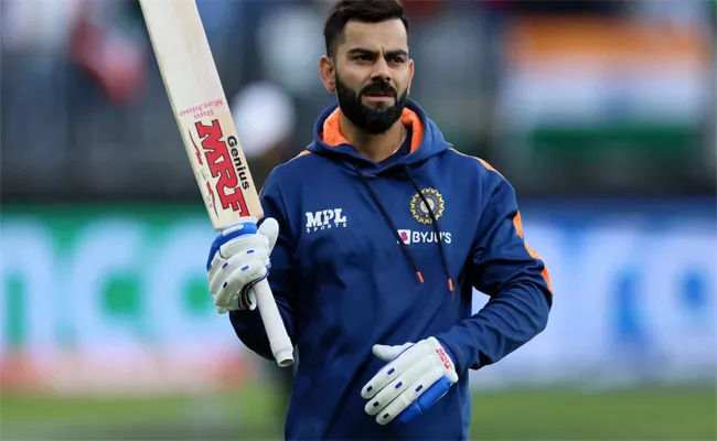 After Rohit Sharma, Virat Kohli Hit By Ball In Nets Ahead Of T20 WC Semis Clash - Sakshi