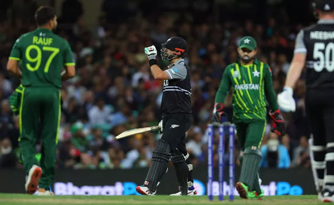 Daryl Mitchell 2nd Half Century T20 WC Semi-Finals Might Help NZ Win  - Sakshi