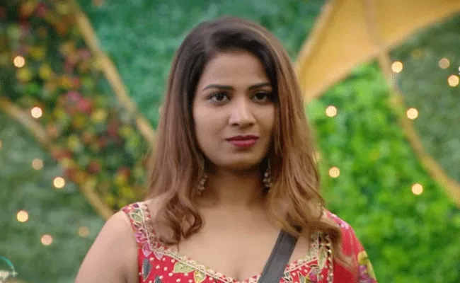 Bigg Boss Telugu 6: Eliminated Contestant Inaya Sultana About Housemates - Sakshi