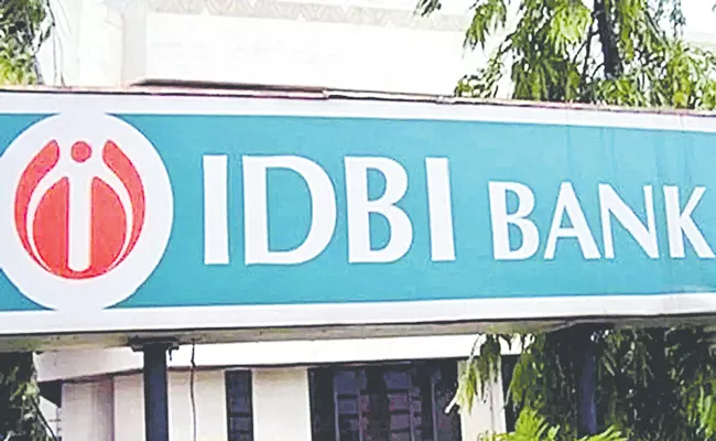 Govt extends deadline for IDBI Bank sale bid submission - Sakshi