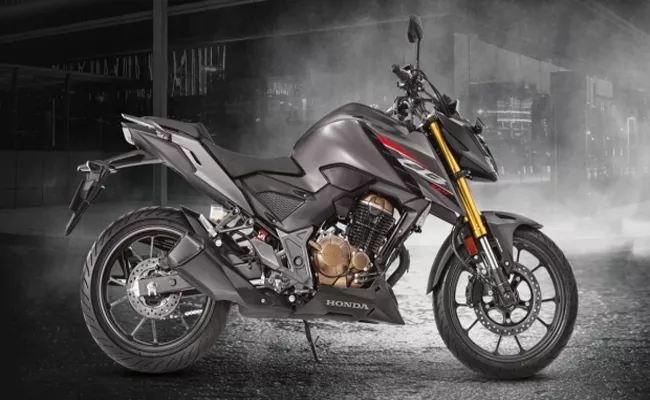 Honda CB300F Bike Gets Rs 50,000 Price Cut, Cheaper Than Duke 125 - Sakshi