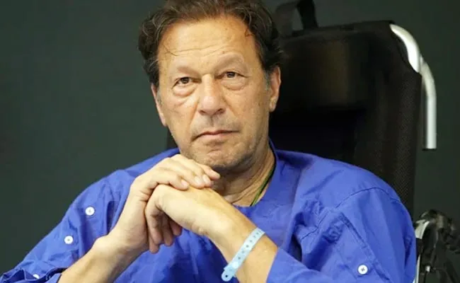 Pak Ex Pm Imran Khan In Sex Call Row - Sakshi