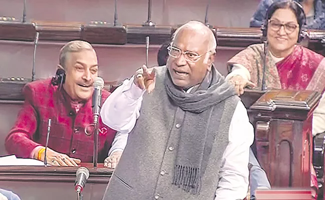 Mallikarjun Kharge controversial comments in Parliament - Sakshi