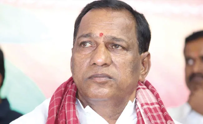 Minister Malla Reddy Reaction On TRS MLAs Allegations - Sakshi