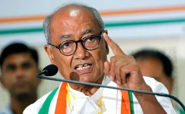 Digvijaya Singh Serious On Telangana Congress Fraction Leaders - Sakshi