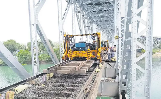 Railway Department introduced Bridge Management System - Sakshi