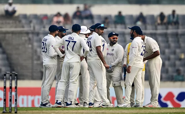 IND VS BAN 2nd Test: Umesh, Ashwin, Unadkat Shines, Bangladesh Collapse For 227 - Sakshi