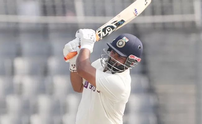 Ind Vs Ban 2nd Test: Rishabh Pant Breaks Dhoni 15 Year Old Huge Record - Sakshi