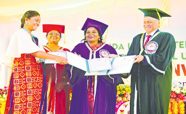 Governor Tamilisai Participates Konda Laxman Horticulture University 2nd Convocation - Sakshi