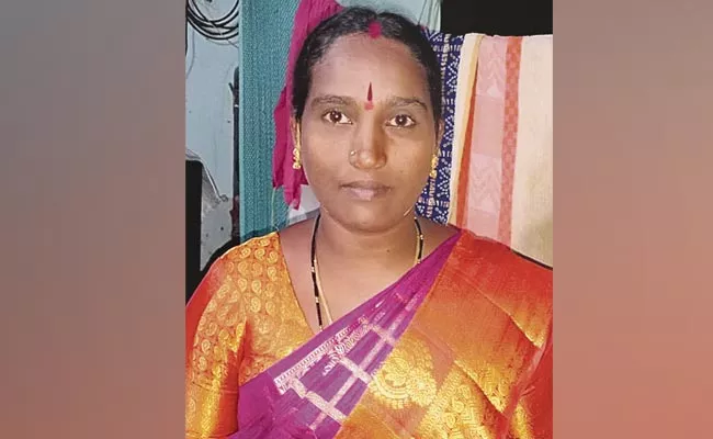 Married Women Brutally Murdered At Medak District - Sakshi