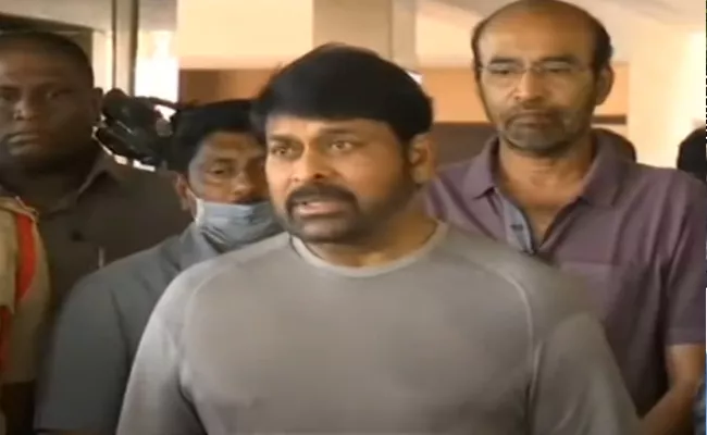 Megastar Chiranjeevi Condolence To Actor Chalapathi Rao Demise - Sakshi