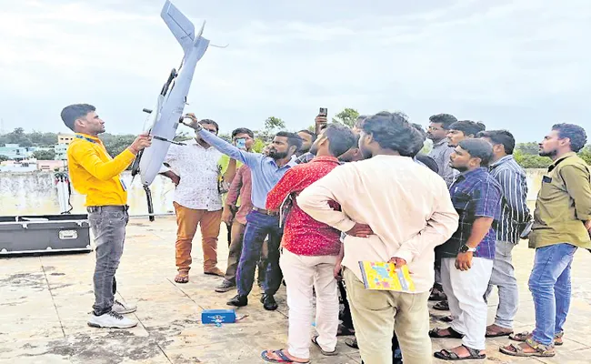 Re-survey of Lands more faster with Drones in Andhra Pradesh - Sakshi