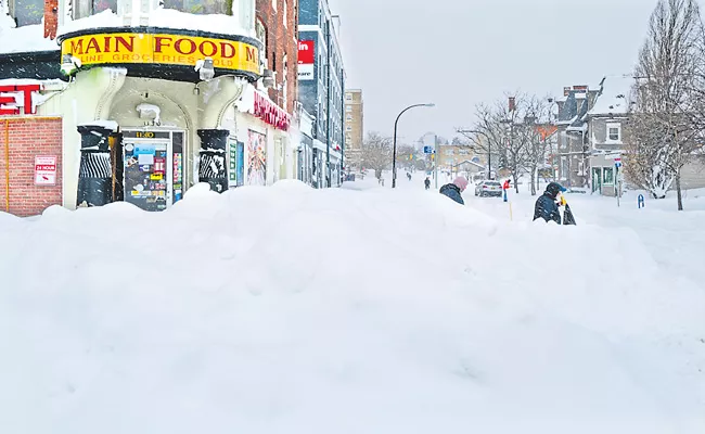 Extreme Winter In America:  Death Passed 60 - Sakshi