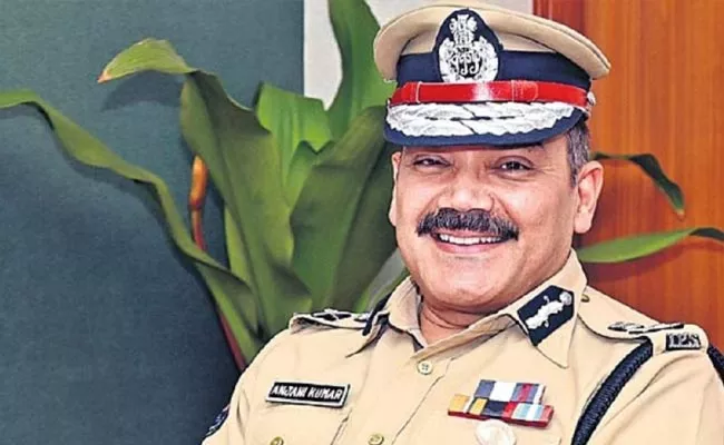 Special Story On Telangana IN charge DGP IPS Anjani Kumar - Sakshi