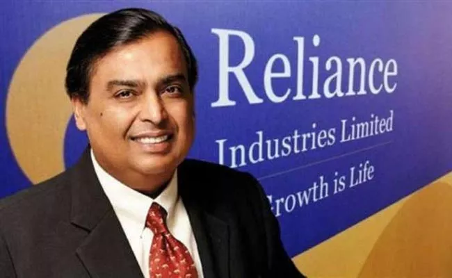 Mukesh Ambani completes 20 years at helm of Reliance - Sakshi