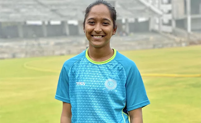 Anjali Sarvani Named in Indias Squad for 5 Match Series Against Australia - Sakshi