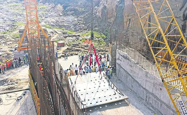 Polavaram Hydro Power Station: Draft Tube Alignment Works - Sakshi