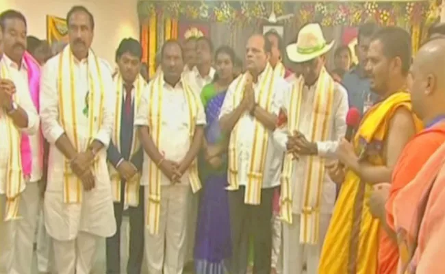 CM KCR Jagtial Tour Public Meeting TRS Party Office Inauguration - Sakshi