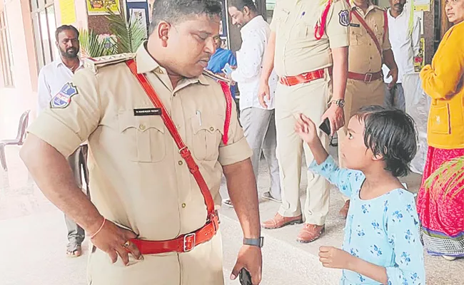 Student Complaint Against Midday Meal At Mirpet Police - Sakshi